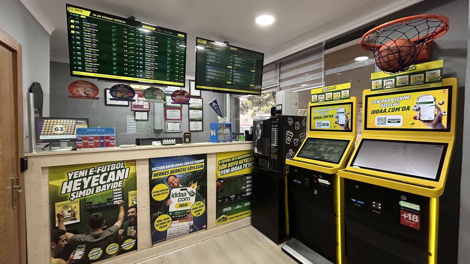 Self servis terminaller ve oran panosu